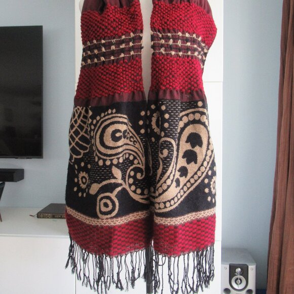 CHICO'S WOOL TYPE LARGE SHAWL WRAP SCARF  w/  Fringes 74" X 17" Burgundy, Black - Picture 2 of 9